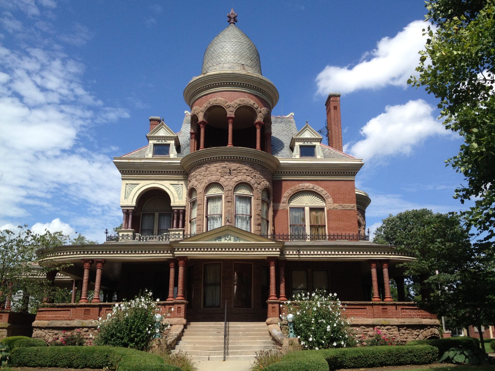 Seiberling Mansion wedding venue Kokomo - Lightning Limo transportation